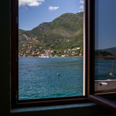 Romeo And Juliet Apartments Tivat Kültér fotó