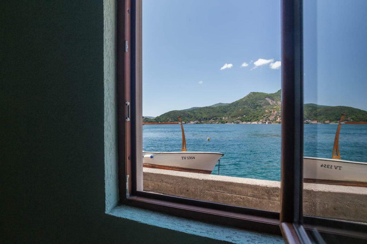 Romeo And Juliet Apartments Tivat Kültér fotó